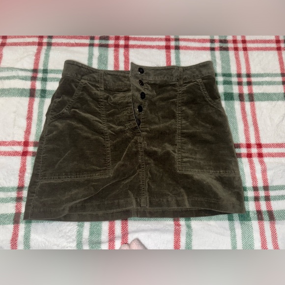Green Forever 21 Mini Skirt - Picture 1 of 5